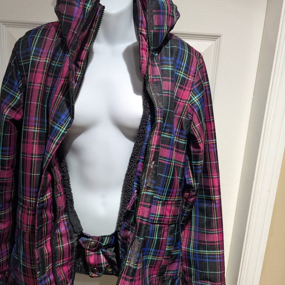 Powder Room Core 5000 mm waterproof women's medium ski snowboard coat - Picture 5 of 9